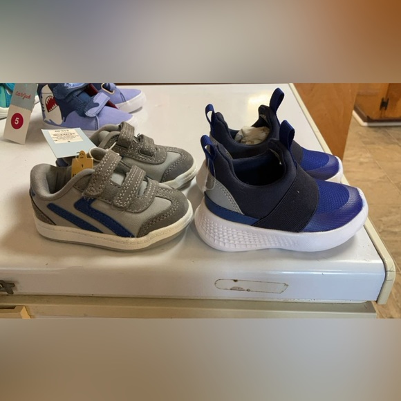 BUNDLE
7 pairs, 5x sz 5, 2x sz 4. Cat and jack, jumping beans, stride right - Picture 2 of 6